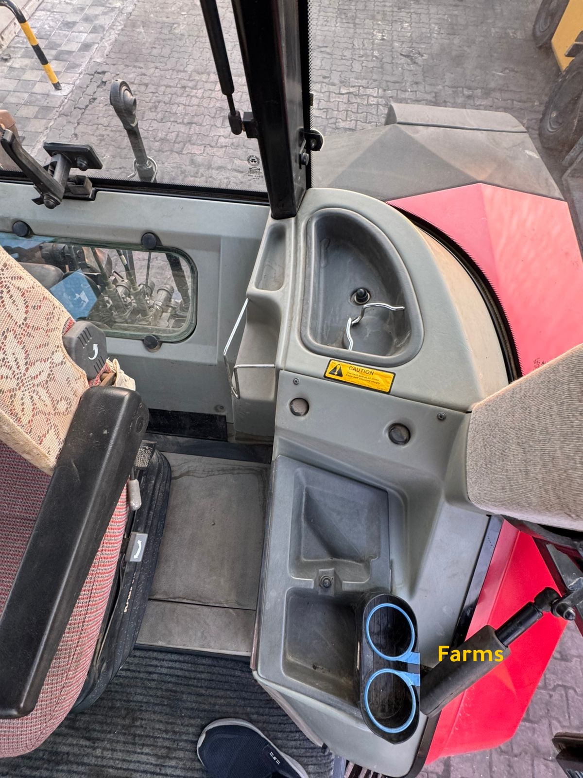 جرار ماسي فيرغسون 6130 من الجرارات القوية وال